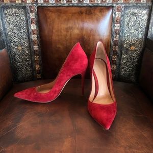 Gianvito Rossi Red Suede Women's Pump